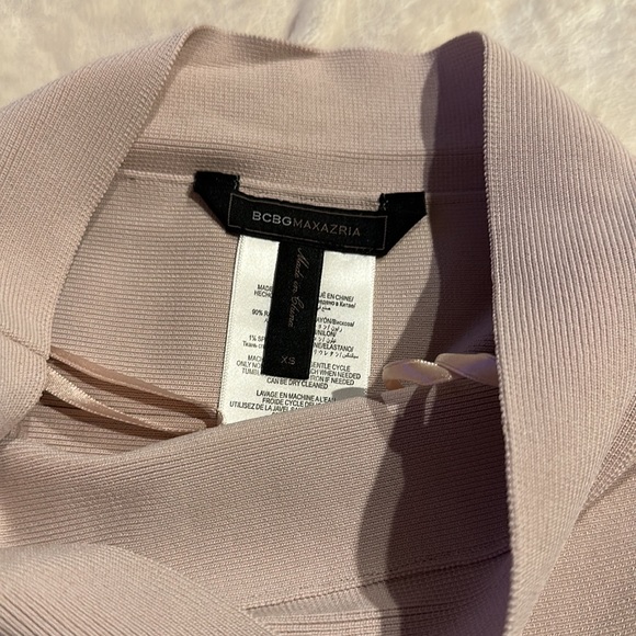 Bcbg maxazria pale pink mini skirt size xs - Picture 7 of 7
